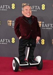 Warwick Davis
