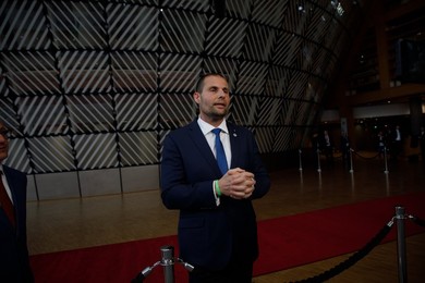 EUROPEAN COUNCIL SUMMIT MEETING