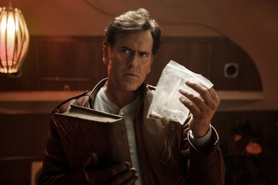 "Ash vs Evil Dead" (2015)