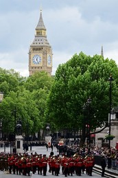 Image 995339045