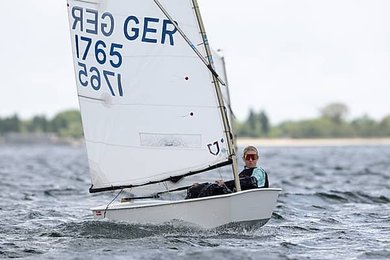 Image 1003713740