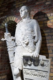 Parliament Inside: Statue. Budapest. Hungary