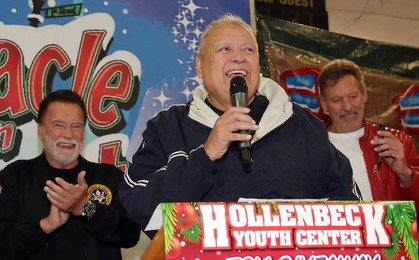44th Annual Miracle on 1st Street Turkey Giveaway!