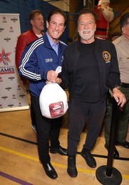 44th Annual Miracle on 1st Street Turkey Giveaway!