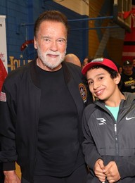 44th Annual Miracle on 1st Street Turkey Giveaway!