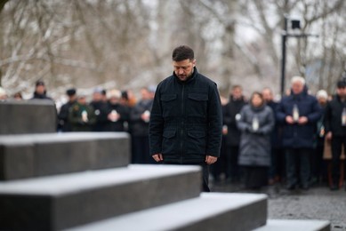 Zelenskyy honors Holocaust victims in Kyiv