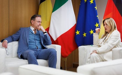 EUROPEAN COUNCIL SUMMIT MEETING