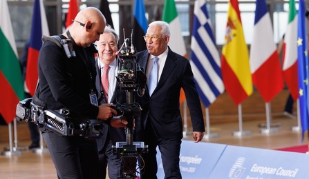 EUROPEAN COUNCIL SUMMIT MEETING