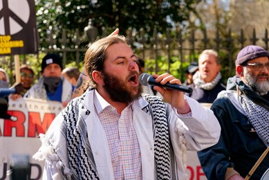 Anti war and protesters supporting the Iranian government protest. Russell Square to a rally in Westminster. 21st March 2026.