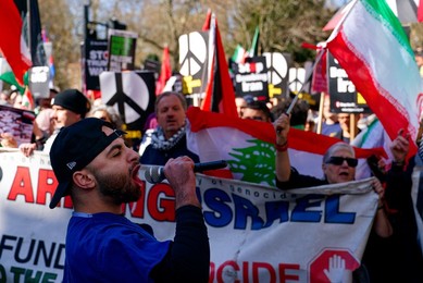 Anti war and protesters supporting the Iranian government protest. Russell Square to a rally in Westminster. 21st March 2026.