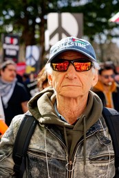 Anti war and protesters supporting the Iranian government protest. Russell Square to a rally in Westminster. 21st March 2026.