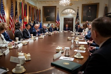 Trump holds a Cabinet Meeting