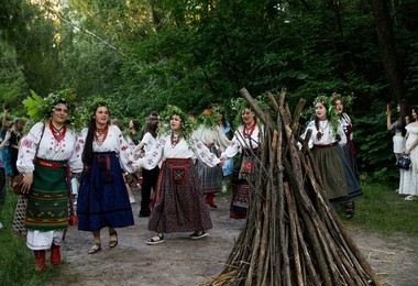 Ivana Kupala festivities held in Kyiv following Cossack traditions