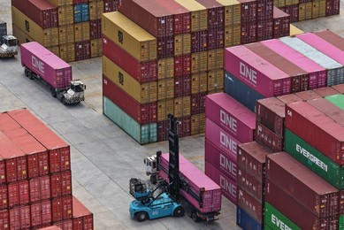 China Trade Port