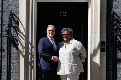 Prime Minister Keir Starmer meets Prime Minister of Barbados