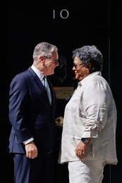 Prime Minister Keir Starmer meets Prime Minister of Barbados