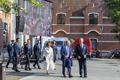BUGGENHOUT ACCIDENT TRAIN BUS CEREMONY