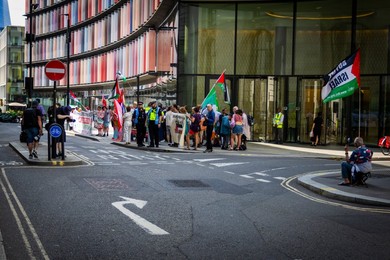 Rally Outside the Old Bailey in Support of the Filton 25 and SOAS 2 – London, 2026