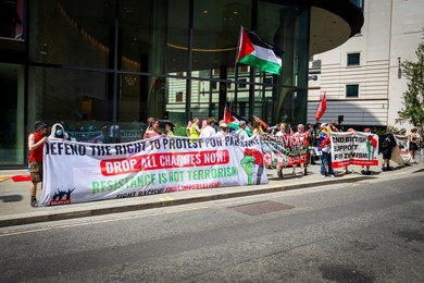 Rally Outside the Old Bailey in Support of the Filton 25 and SOAS 2 – London, 2026