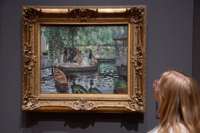 Exclusive Preview of National Gallery's Auumn Exhibition 'Renoir & Love' at National Gallery, London, UK