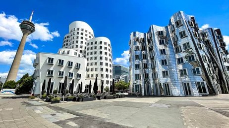 Architecture by Frank Gehry in Düsseldorf, Germany