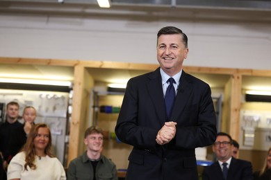 Prime Minister Andy Burnham visits New College Lanarkshire